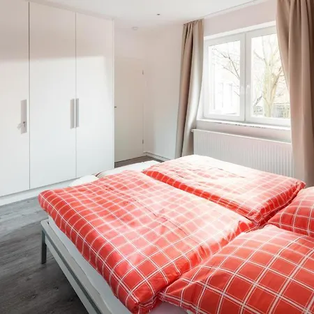 Voessing's Apartment *